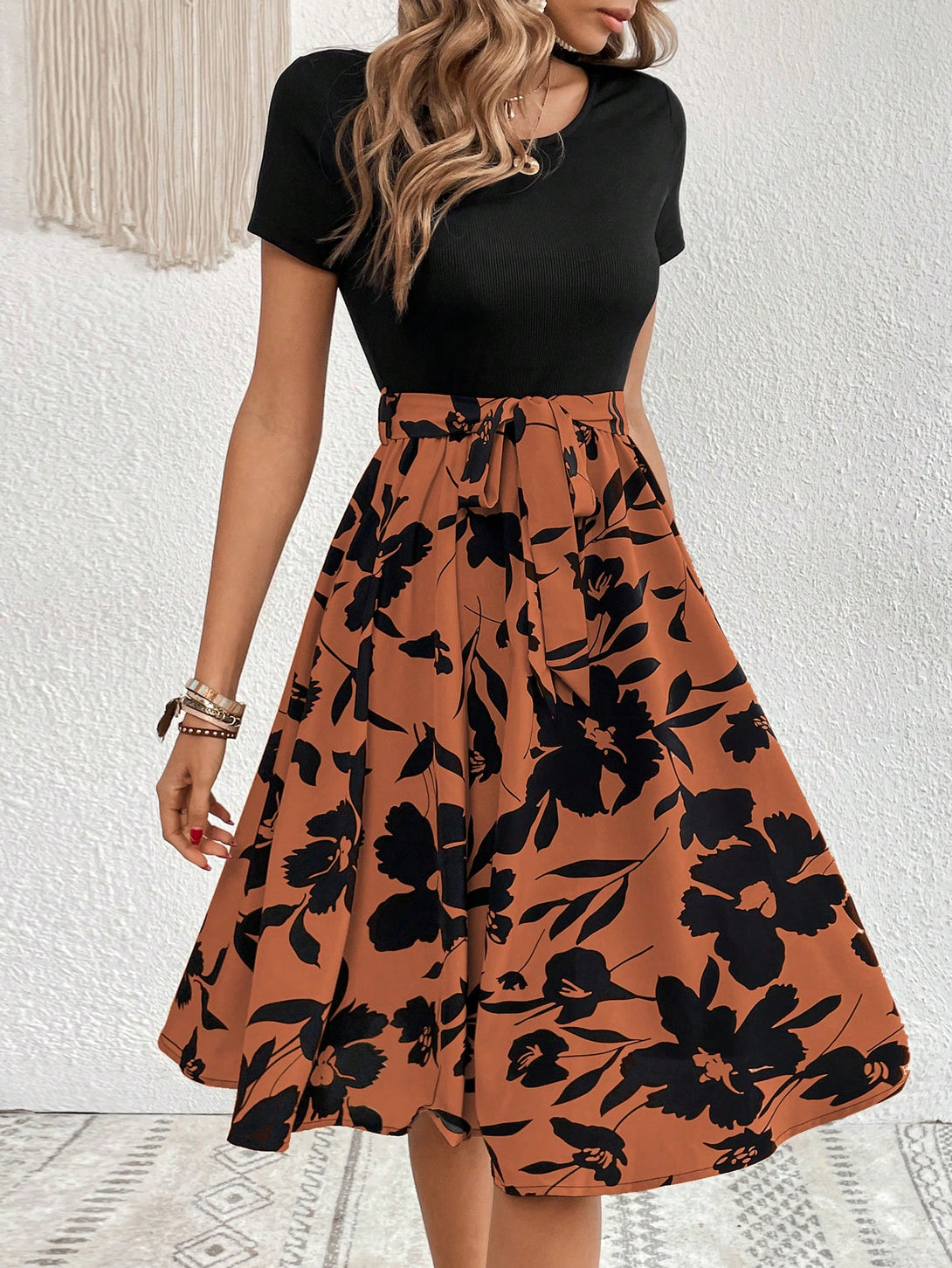 Ropa de Mujer, Ropa de Mujer, Vestidos de mujer, Vestidos midi para mujer, Colección de trajes de mujer, Naranja