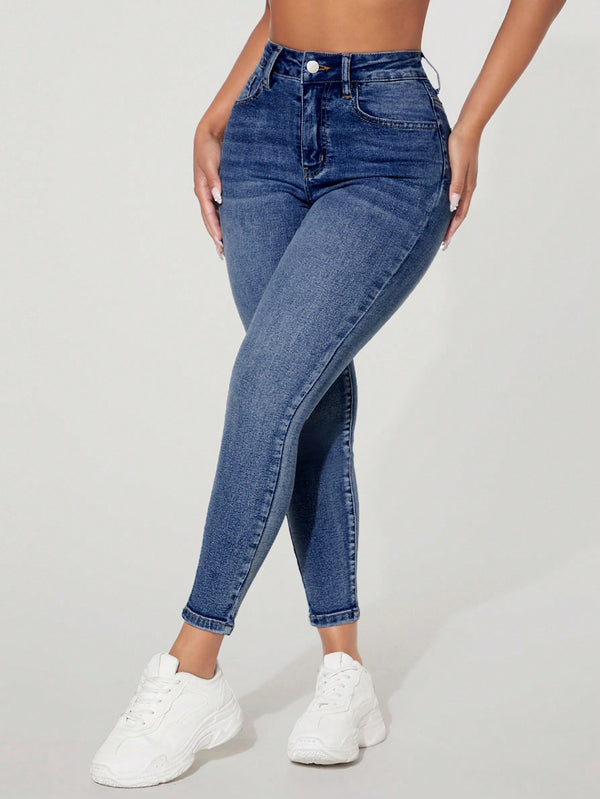 Ropa de Mujer, Ropa de Mujer, Mezclilla para mujer, Jeans para mujer, Colección de trajes de mujer, Azul lavado oscuro