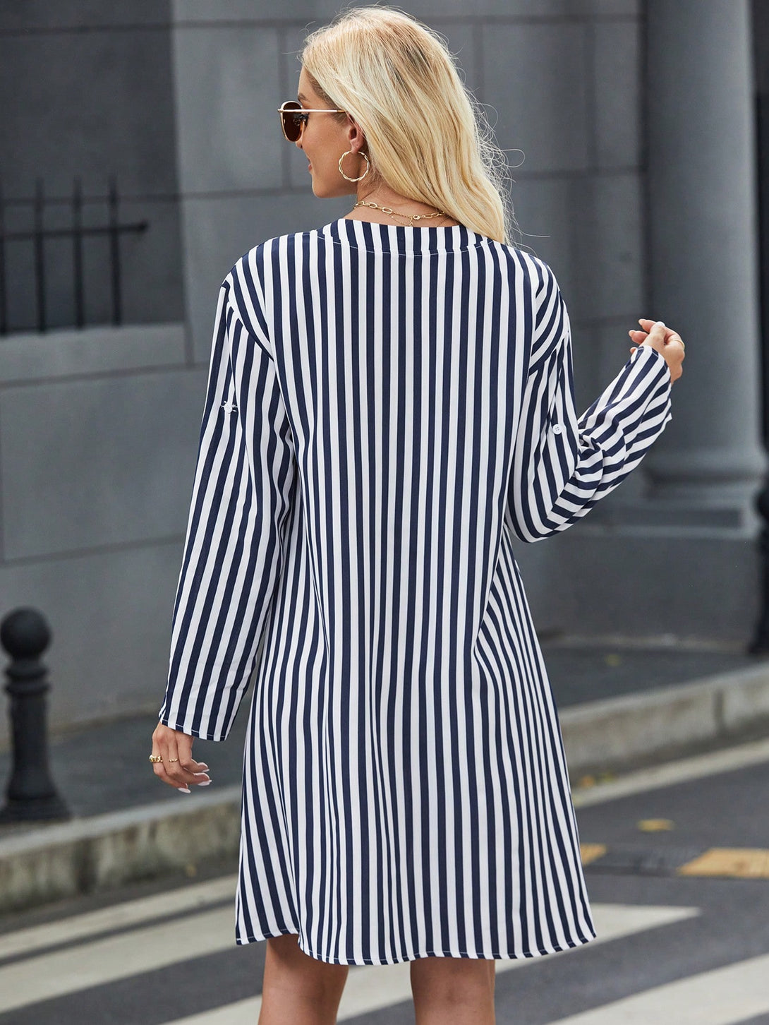 Ropa de Mujer, Ropa de Mujer, Vestidos de mujer, Vestidos cortos de mujer, Colección de trajes de mujer, Azul y blanco