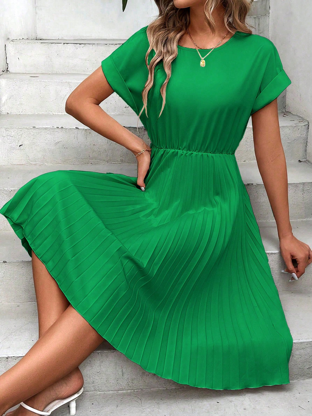 Ropa de Mujer, Ropa de Mujer, Vestidos de mujer, Vestidos midi para mujer, Colección de trajes de mujer, Verde