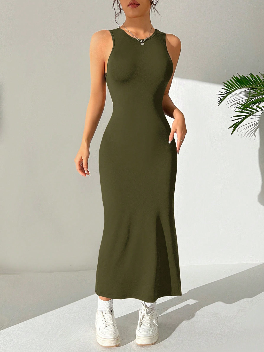 Ropa de Mujer, Ropa de Mujer, Vestidos de mujer, Vestidos midi para mujer, Colección de trajes de mujer, Verde militar